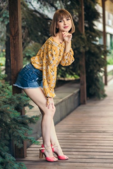 Anna BF444
