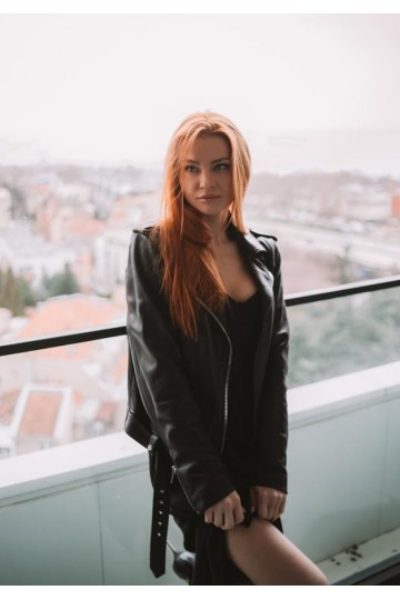 Ekaterina IS242