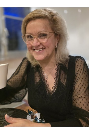 Ludmila/ en France