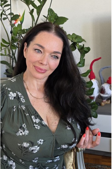 Yana / FRANCE / F338