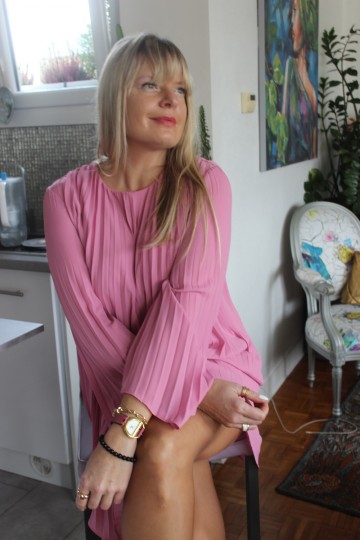 Julia/ France/ F209