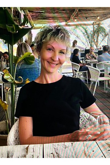 Julia / FRANCE