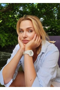 Iryna F432