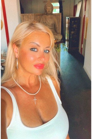 YANA 