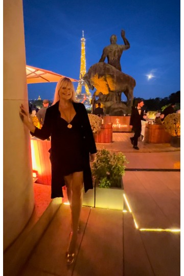 Julia/ France/ F209