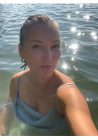 Julia / FRANCE