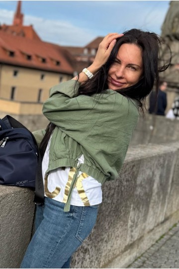 Julia /Allemagne