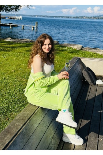 Ludmila F462