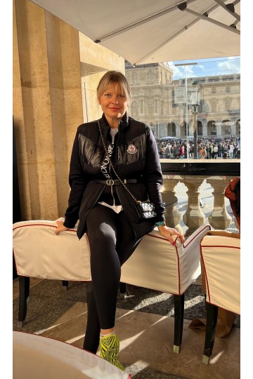 Julia / FRANCE/ F476