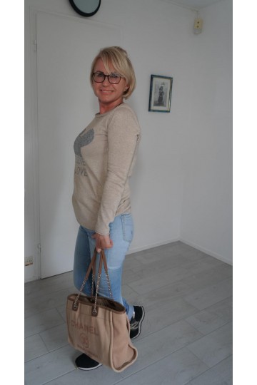 Olena / FRANCE/ F460