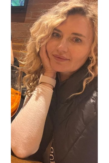 Alena / FRANCE/ F143