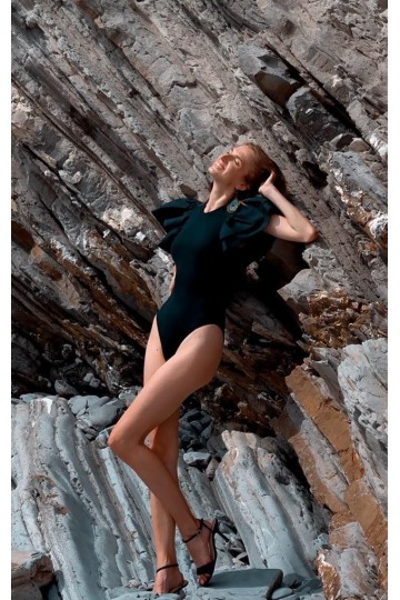 Anna / FRANCE/  F500