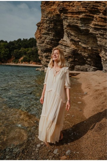 Anna/ Monténégro / F523