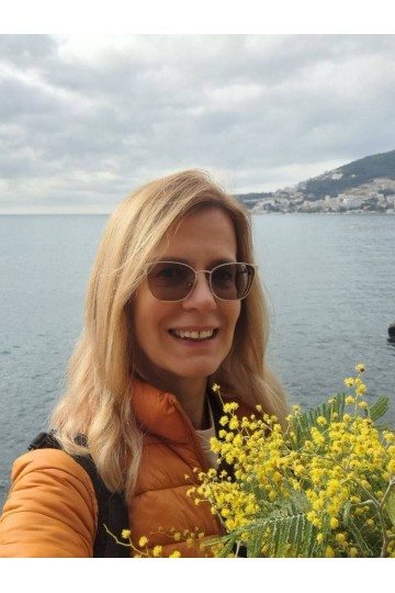 Anna/ Monténégro / F523