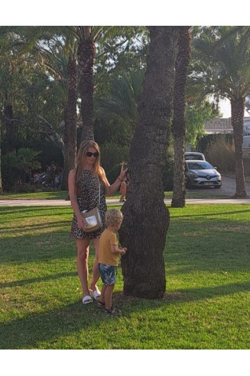 Oksana / FRANCE / F543