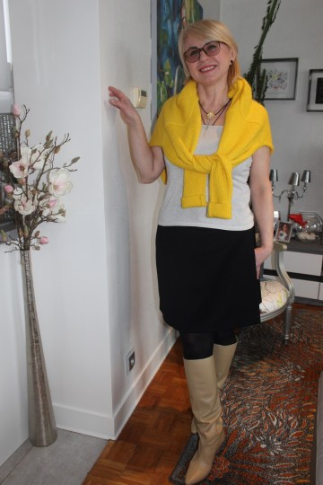 Olena / FRANCE/ F460