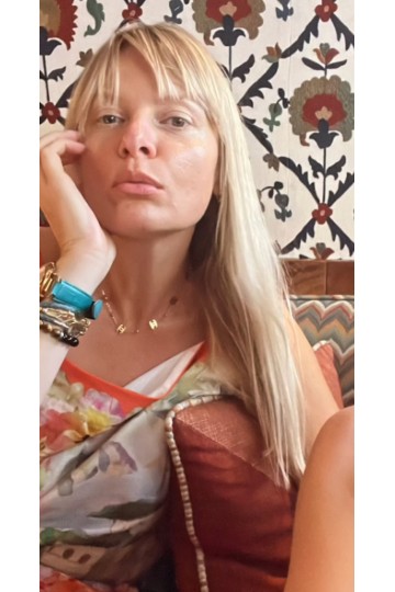 Julia / FRANCE
