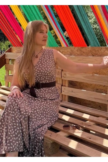 Iryna/ FRANCE