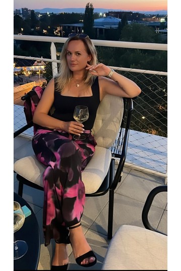 Irina / FRANCE / F568