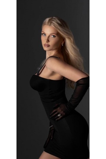Irina F572