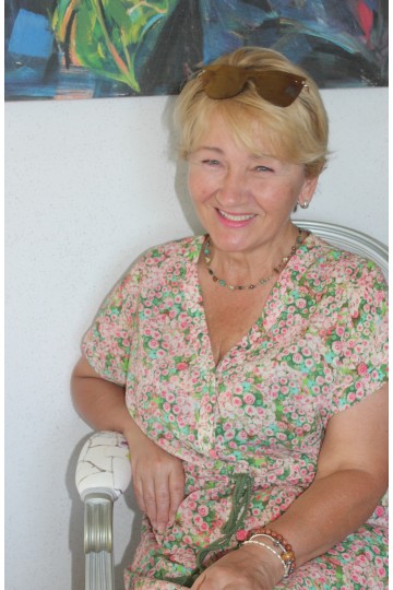 Natalia F575