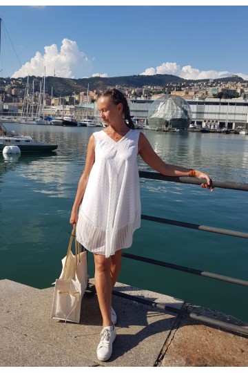 Larisa F576