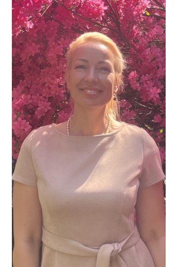 Olesya/ Suisse: F589